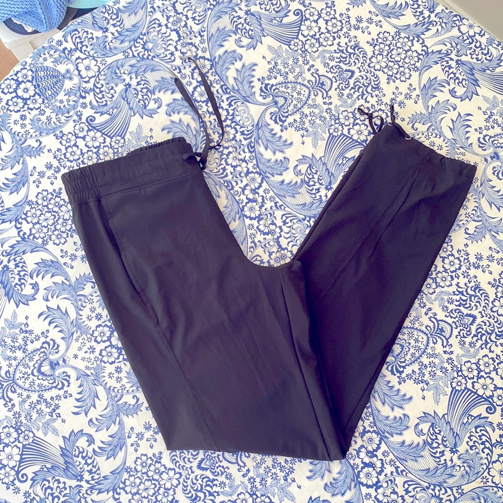 NWT Apana yoga pants